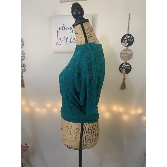 (B-61)‎Express Women’s XS Green Open Knit Sweater Short Sleeve 100% Rayon Lightw - Picture 3 of 9